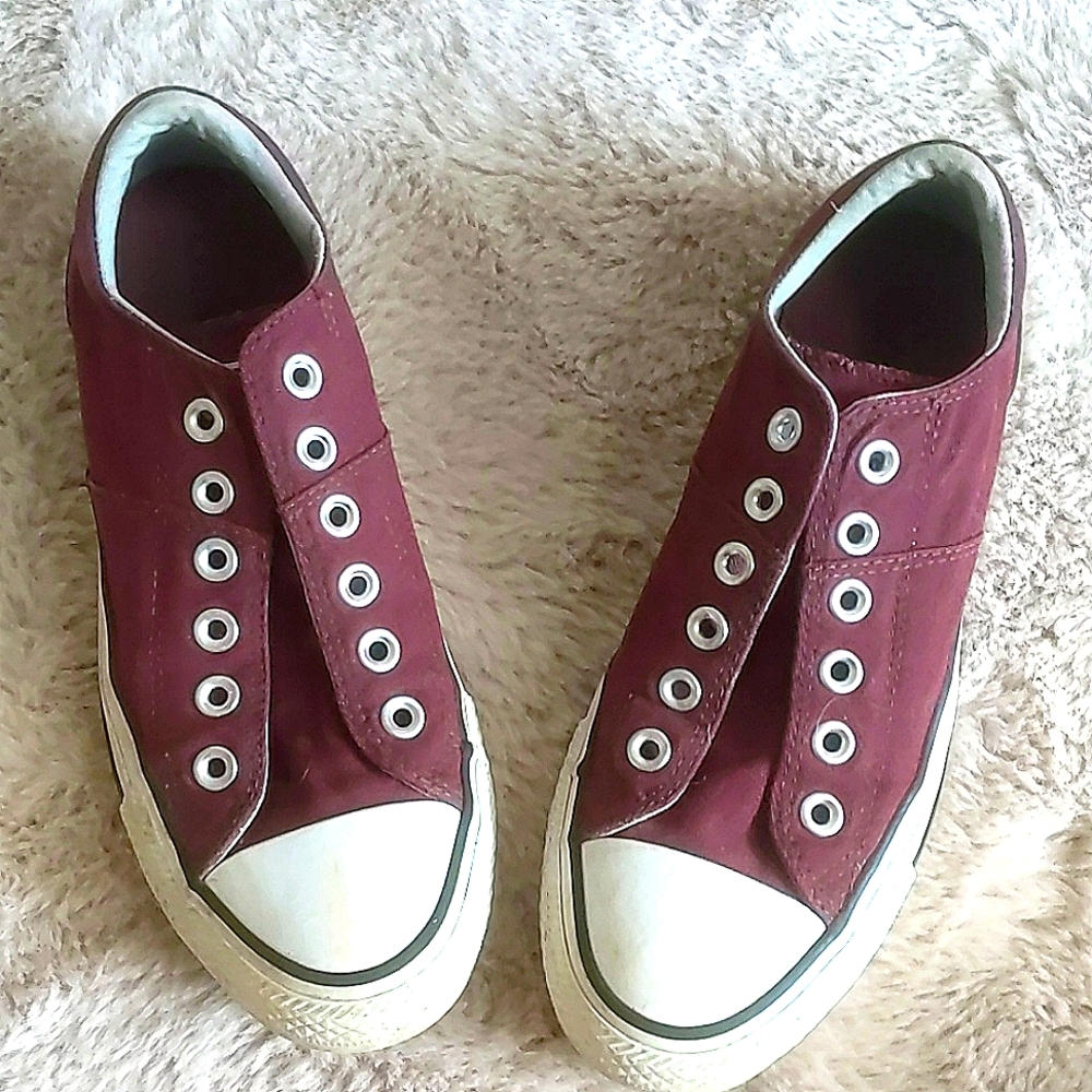 Red Converse